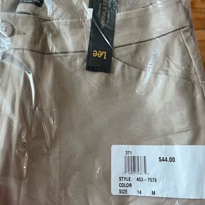 Dress pants in colors black and khaki